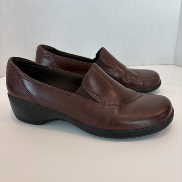 CLARKS Bendables Leather Slip On Shoes Size 9M Brown Wedge Comfort 38630‎ - Picture 1 of 8